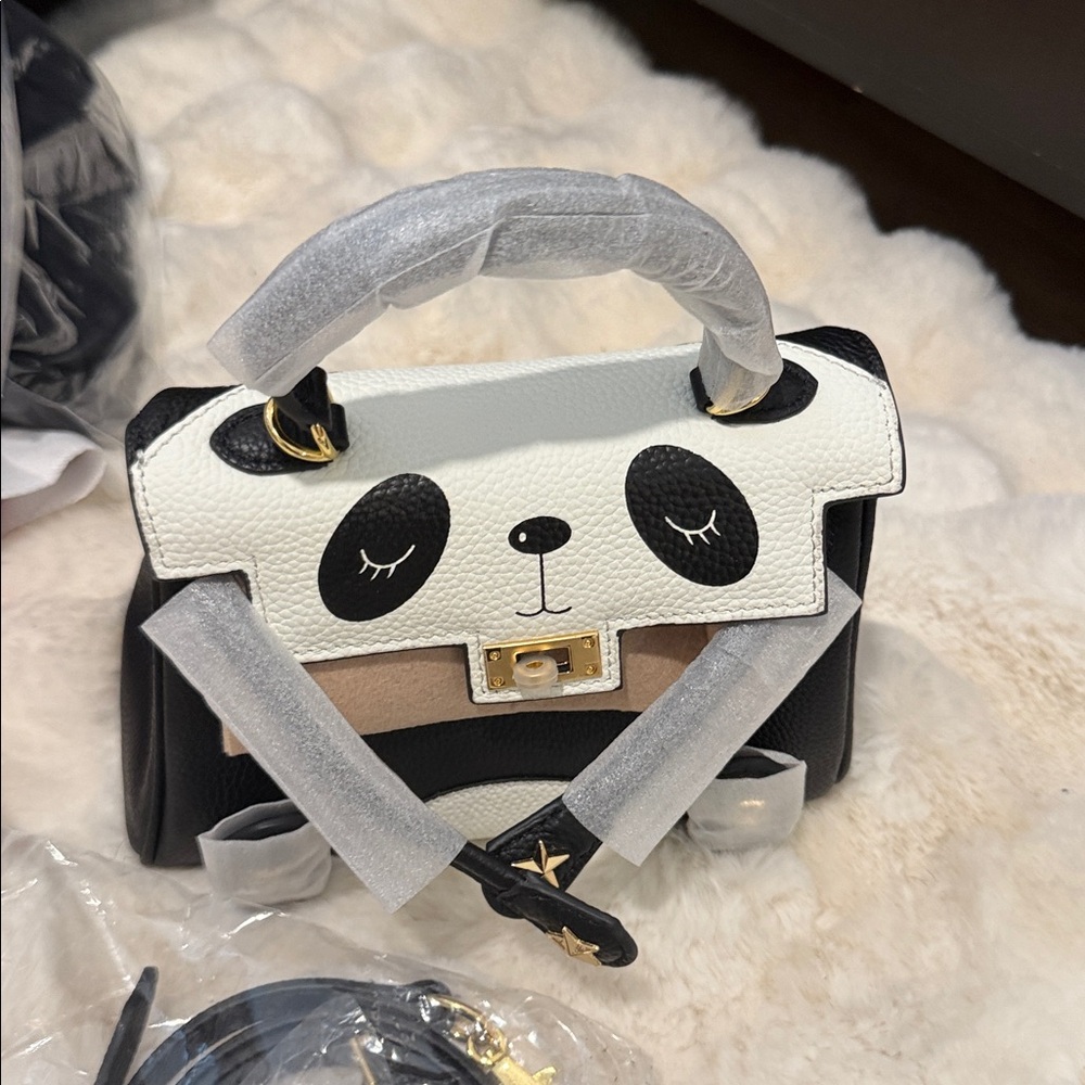 Black and White genuine leather mini Panda Design Handbag - Picture 8 of 14